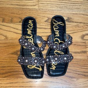 Sam Edelman Size 8 faux pearl slides